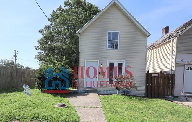 property at 1321 E Indiana St