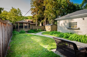 7027 N Mankato Ave in Chicago, IL - Building Photo - Building Photo
