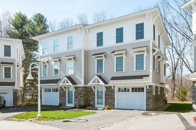property at 21 Hines Wy