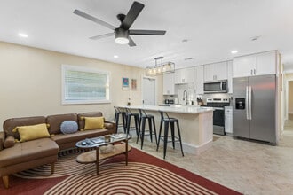 79 S Brevard Ave, Unit ID1389635P in Cocoa Beach, FL - Foto de edificio - Building Photo