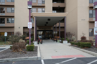 Olathe Towers in Olathe, KS - Building Photo - Building Photo