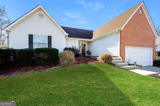 125 Gleneagles Way in Fayetteville, GA - Building Photo - Building Photo