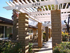 Ninth Street Apartments in Fresno, CA - Building Photo - Building Photo