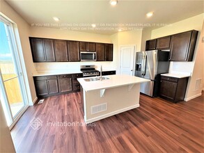 432 Elbert St in Johnstown, CO - Building Photo - Building Photo