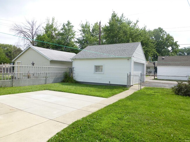 121 S 27th St in Lafayette, IN - Building Photo - Building Photo