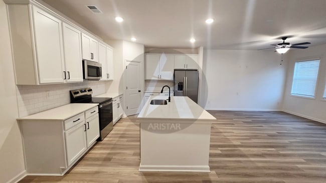 3136 Marbella Cir in Kennesaw, GA - Building Photo - Building Photo