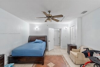 6534 SW 27th St in Miami, FL - Building Photo - Building Photo