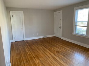 145 Hamilton Dr, Unit Floor 1 in Buffalo, NY - Building Photo - Building Photo