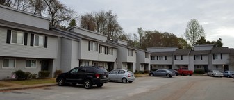 101 Cherry Hall Dr Apartments