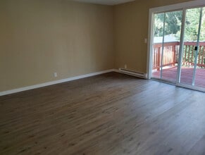 3441 3rd Ave in Salem, OR - Foto de edificio - Building Photo