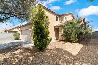 7636 Dove Canyon St in Las Vegas, NV - Building Photo - Building Photo