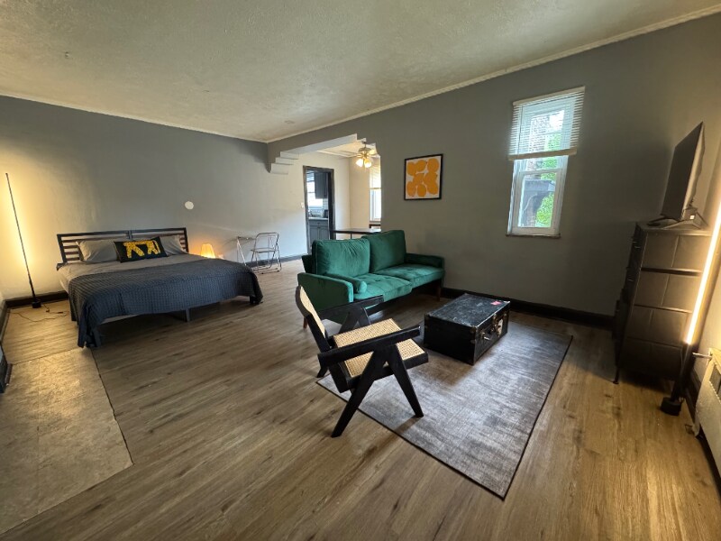 17126 San Juan Dr in Detroit, MI - Building Photo