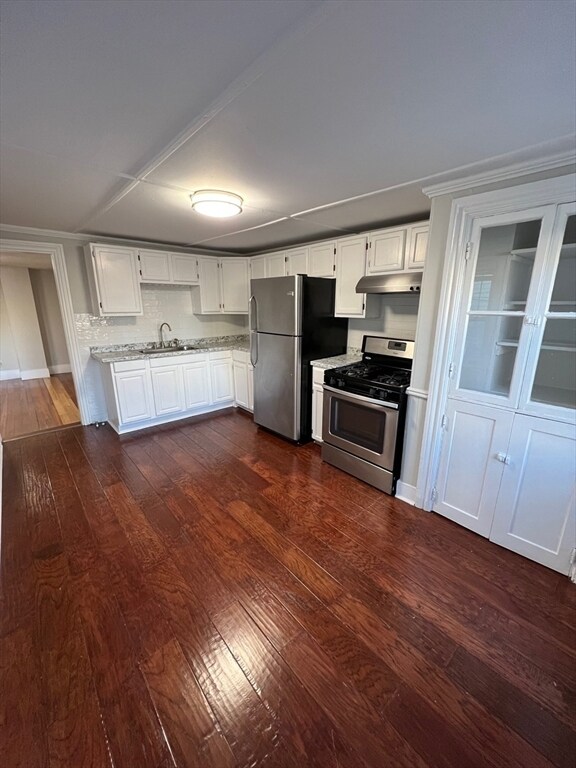 350 Dorchester St, Unit 1 in Boston, MA - Building Photo - Building Photo