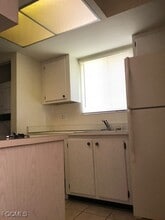 5837 Queen Elizabeth Way in Ft. Myers, FL - Building Photo - Building Photo