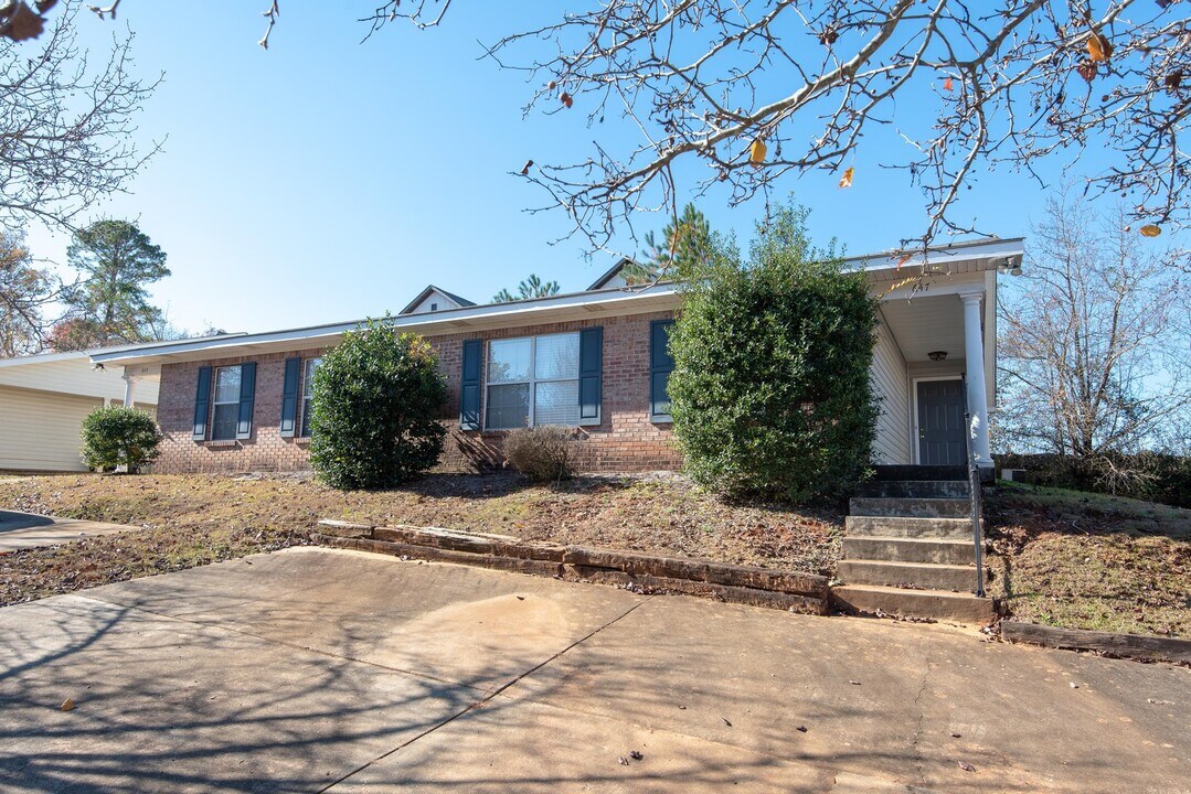 645-647 Center Pl in Auburn, AL - Building Photo