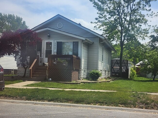 property at 3443 Madison St