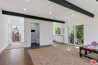 1301 Angelus Ave in Los Angeles, CA - Building Photo - Building Photo