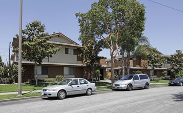 Kenyon Pointe in Tustin, CA - Building Photo - Building Photo