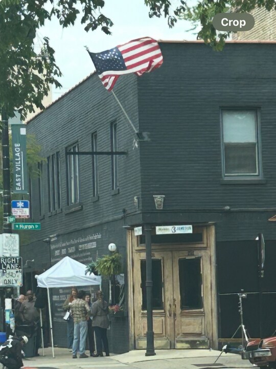 705 N Damen Ave in Chicago, IL - Foto de edificio