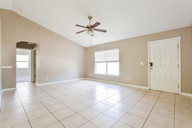 713 Willow Run St in Minneola, FL - Building Photo - Building Photo