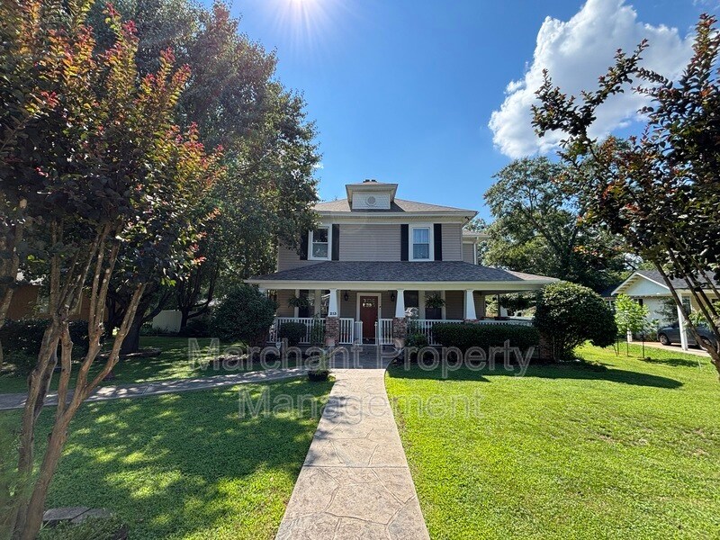 213 Brockman Ave in Greenville, SC - Foto de edificio