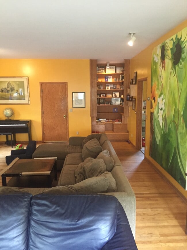 114 Bedford St SE in Minneapolis, MN - Building Photo - Building Photo