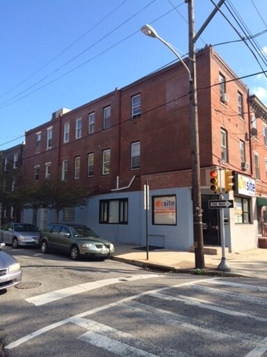 1001 S 11th St in Philadelphia, PA - Building Photo