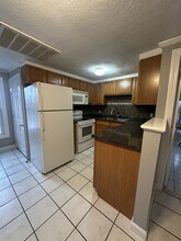 31 Annie St, Unit 2 in Pawtucket, RI - Building Photo - Building Photo