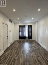 1152 King St E in Hamilton, ON - Building Photo - Building Photo
