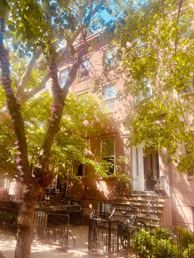 72 Sussex St in Jersey City, NJ - Building Photo - Building Photo