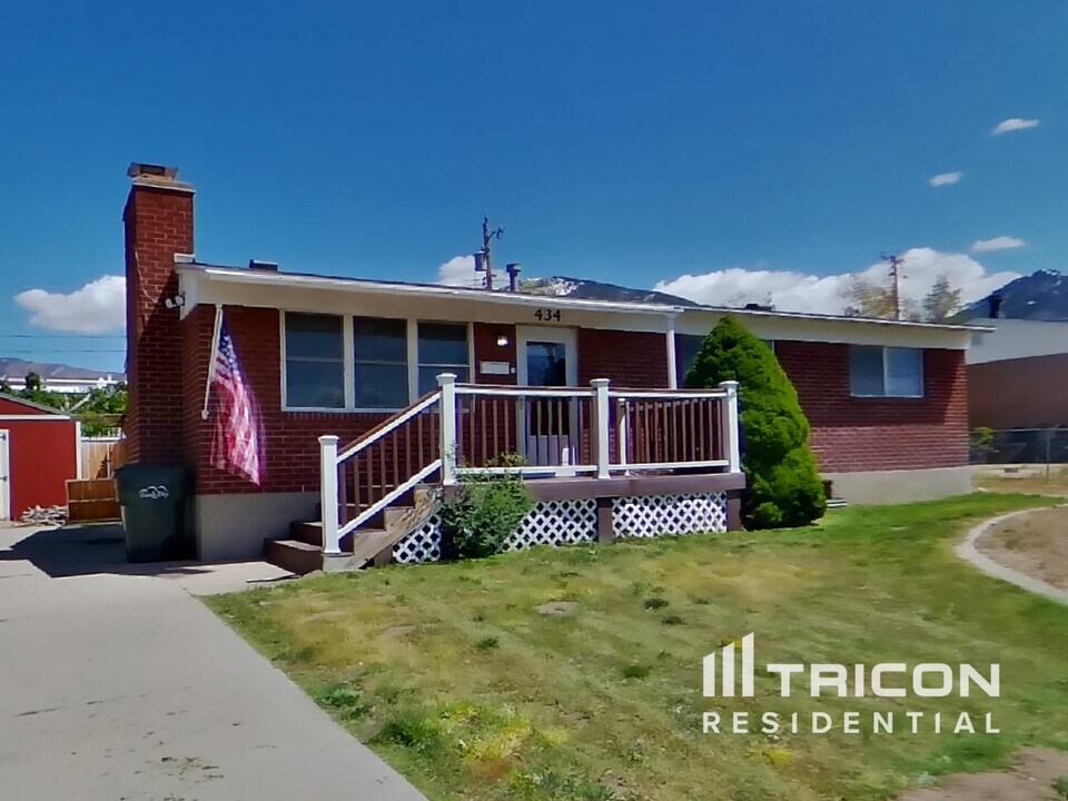434 North Antelope East Avenue Tooele UT in Tooele, UT - Building Photo