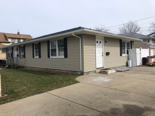 38 Williamson St