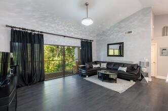 12725 Shoreline Dr-Unit -6f in Wellington, FL - Building Photo - Building Photo
