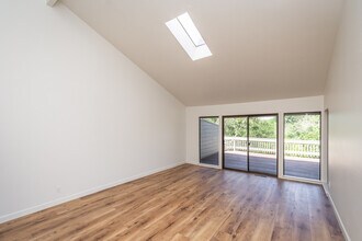 1797 Silverado Trail in Napa, CA - Building Photo - Building Photo