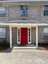122 Woodhouse Ln in Savannah, GA - Building Photo