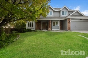 1760 Overlook Dr in Fort Collins, CO - Building Photo