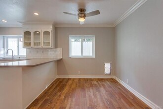 917 Emerald St in Redondo Beach, CA - Building Photo - Building Photo