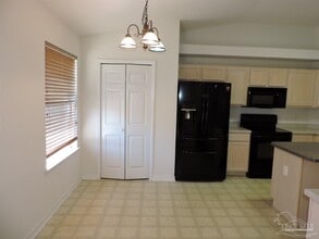 7061 Season Dr in Milton, FL - Building Photo - Building Photo