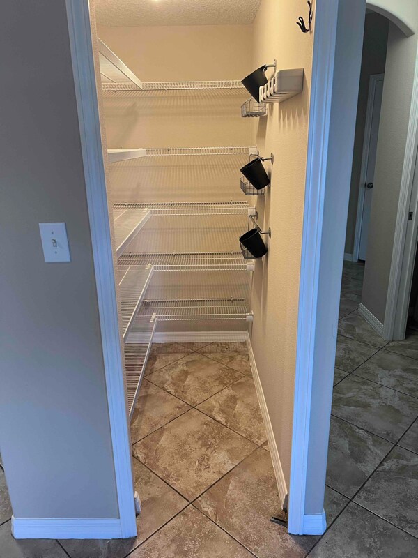 10808 Whitecap Dr in Riverview, FL - Building Photo - Building Photo