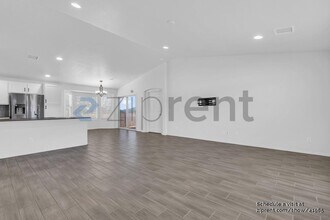 1704 Tenen Pass Dr in Benson, AZ - Building Photo - Building Photo
