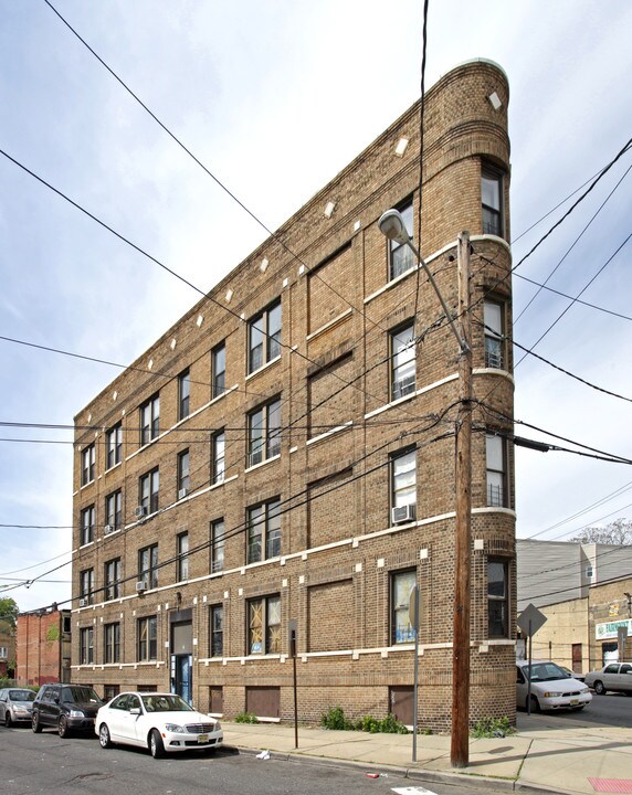 4 Fairview Ave in Jersey City, NJ - Foto de edificio