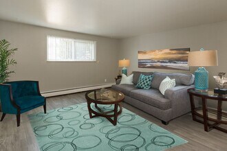 Mason Manor Apartments in Colorado Springs, CO - Foto de edificio - Interior Photo