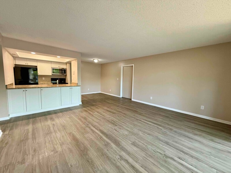 838 NW Fork Rd in Stuart, FL - Building Photo