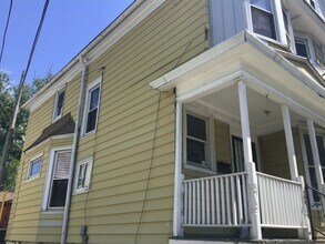 3114 W Clybourn St in Milwaukee, WI - Building Photo - Building Photo