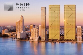 700 NE 24th St, Unit 5105 in Miami, FL - Building Photo - Building Photo
