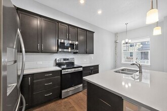 8479 Cromwell Dr in Windsor, CO - Building Photo - Building Photo