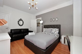 444 First Ave Loop, Unit SI ID1323909P in New York, NY - Building Photo - Building Photo