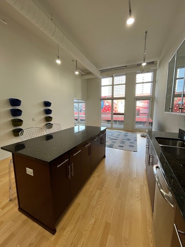 255 N Sierra St in Reno, NV - Building Photo - Building Photo