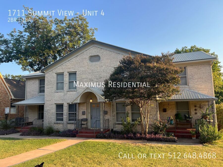 1711 Summit View Pl in Austin, TX - Building Photo