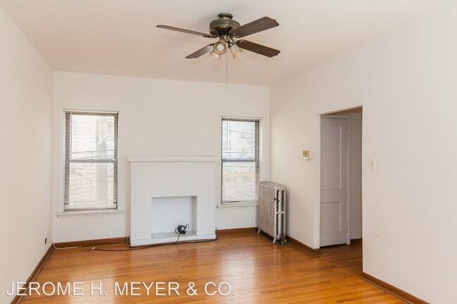 516-524 W. Diversey Parkway in Chicago, IL - Building Photo - Building Photo
